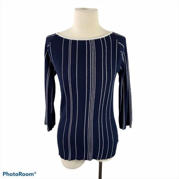 89th & MADISON Blue & White Lines Scoop Neck‎ - Picture 9 of 9